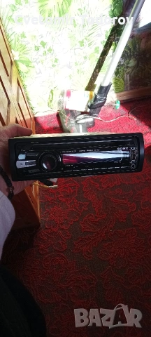 Авто плеър за кола Sony с флашка, снимка 5 - Ресийвъри, усилватели, смесителни пултове - 54104622