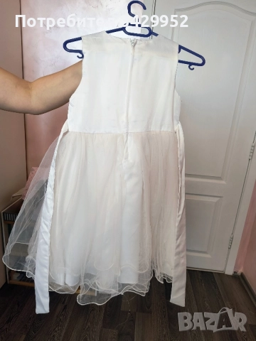 Детска рокля, снимка 3 - Детски рокли и поли - 52096757