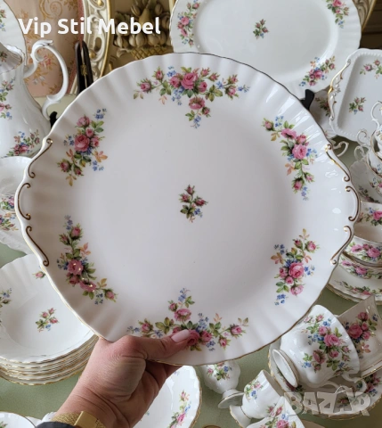 Огромен сервиз Royal Albert Moss Rose , снимка 12 - Сервизи - 53333665