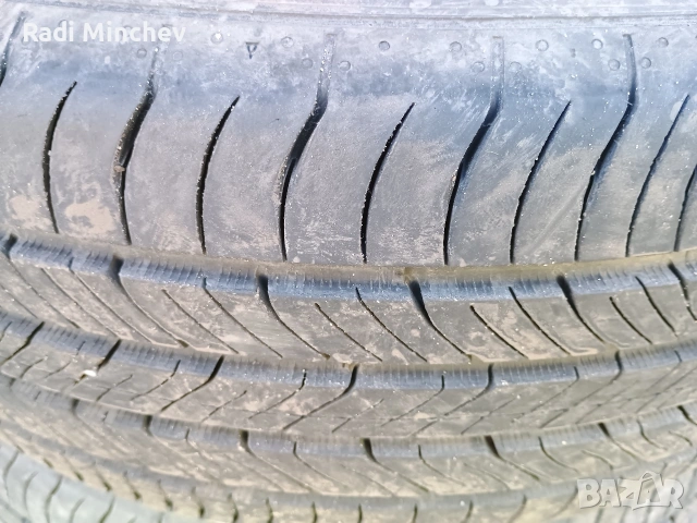 Продавам 4бр. все сезонни гуми 215/55/17, снимка 2 - Гуми и джанти - 53047476
