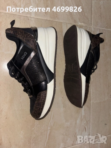 Оригинални обувки Liu jo, снимка 3 - Дамски ежедневни обувки - 52978941