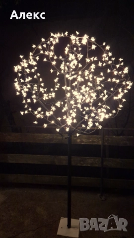 Намаление! Коледно външно дърво, 400бр. лампички с цветенца– 2м, снимка 2 - Външни лампи - 48091384
