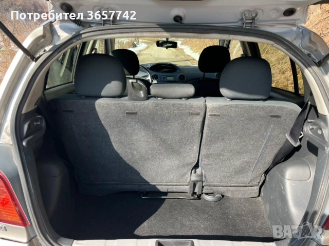  Toyota Yaris 1.4 D 4 D, снимка 9 - Автомобили и джипове - 51874194