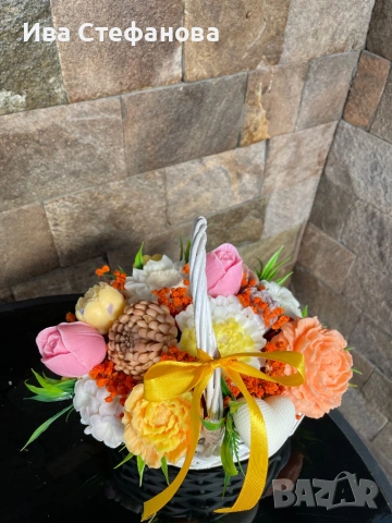 Ароматизиран букет от соев восък  “Пролет” , снимка 2 - Декорация за дома - 53666317