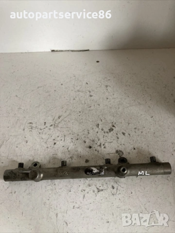 Горивна релса за лява страна за Mercedes ML W163 400 CDI (2004) A6280700195