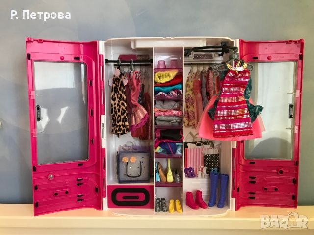 Оригинален пълен гардероб на Барби , снимка 2 - Кукли - 45368262