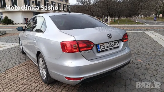 Vw Jetta 1.6 TDi 105p.s.,2013г., снимка 12 - Автомобили и джипове - 49454160