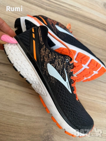 Оригинални  мъжки маратонки Brooks Ghost 11 ! 43 н, снимка 6 - Маратонки - 35934987