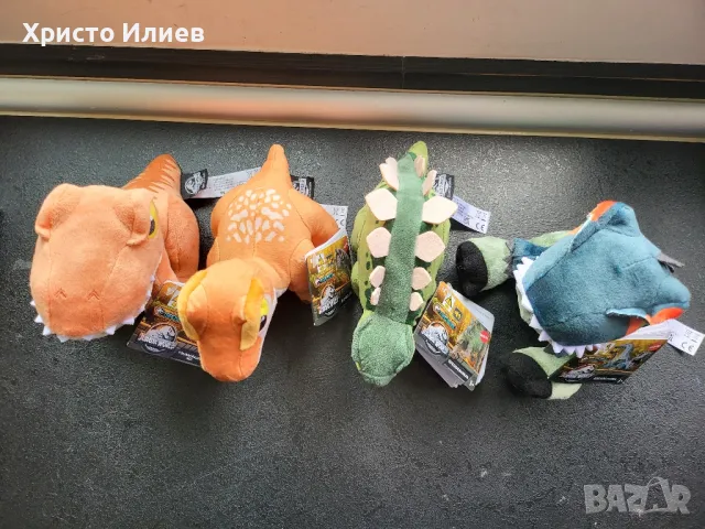 Плюшена играчка динозавър със звук Jurassic World Джурасик свят 4 вида Mattel, снимка 13 - Плюшени играчки - 50034585