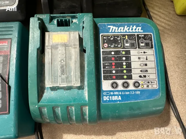 Зарядно - Makita 18 V li ion , снимка 4 - Други машини и части - 45819832