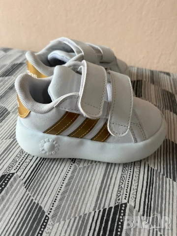 Adidas детски маратонки