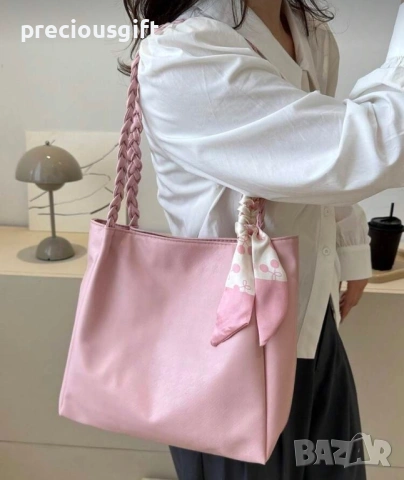 Дамска кожена розова чанта, снимка 4 - Чанти - 53801776