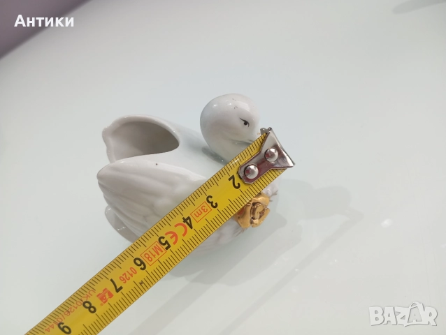 Стара порцеланова фигура с Лебед , снимка 12 - Колекции - 52661726