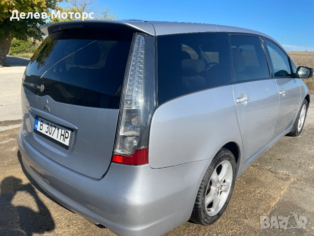 Mitsubishi Grandis 2.4 MIVEC, 165 кс., автоматик, 6 местен, перфектно техническо състояние, снимка 7 - Автомобили и джипове - 51788778