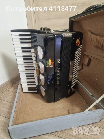 Чешки акордеон DELICIA choral 120 баса