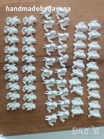 Отливки на малки ангелчета , снимка 1 - Ръчно изработени сувенири - 45100753