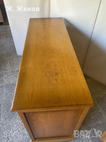 Масивен дървен шкаф / бюфет от естествен дъб, снимка 5 - Скринове - 53794407