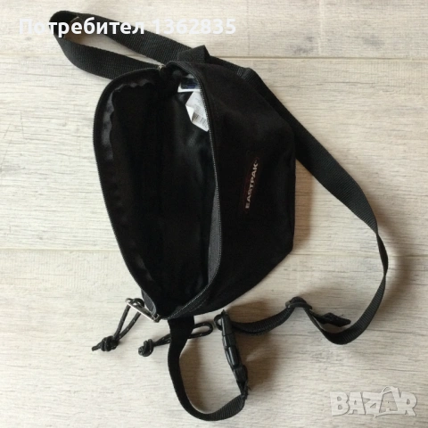 НОВА оригинална мъжка чанта чантичка за кръста "банан" EASTPAK от САЩ, снимка 10 - Чанти - 53024838