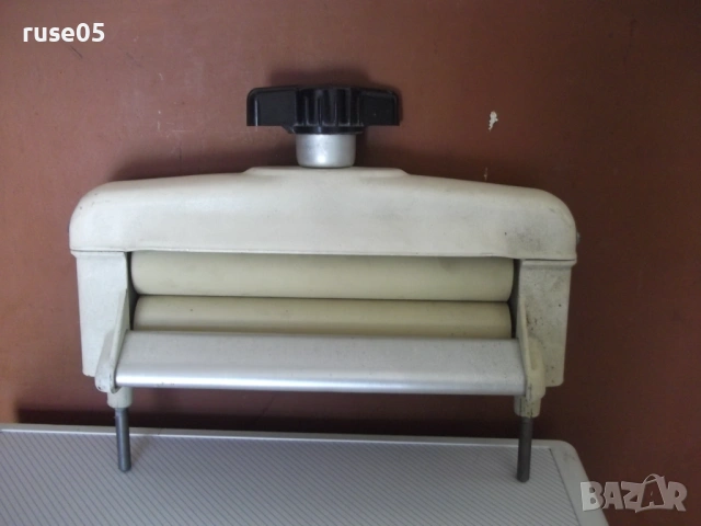 Преса ( изстисквачка ) за пералня на пране ръчна, снимка 3 - Колекции - 53758277