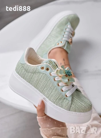 нови, снимка 3 - Маратонки - 53725951