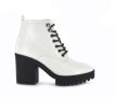 Дамски обувки SEVEN7 FLATIRON Off white, размери US 9 и 10, снимка 1 - Дамски боти - 45334916