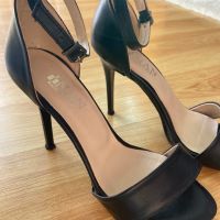 Черни токчета , снимка 3 - Дамски обувки на ток - 45224126