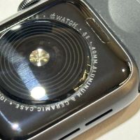 Apple Watch SE 40mm (Model: A2351), снимка 5 - Смарт гривни - 46089860
