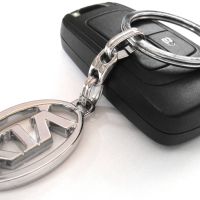 Автомобилни метални ключодържатели / за Audi Subaru Seat Ford Nissan Chevrolet Bmw Mercedes Skoda, снимка 8 - Аксесоари и консумативи - 45543365
