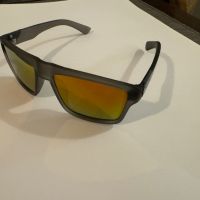 Слънчеви очила, снимка 11 - Слънчеви и диоптрични очила - 45295552