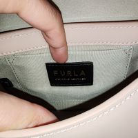 Оригинална чанта Furla, снимка 3 - Чанти - 45262592