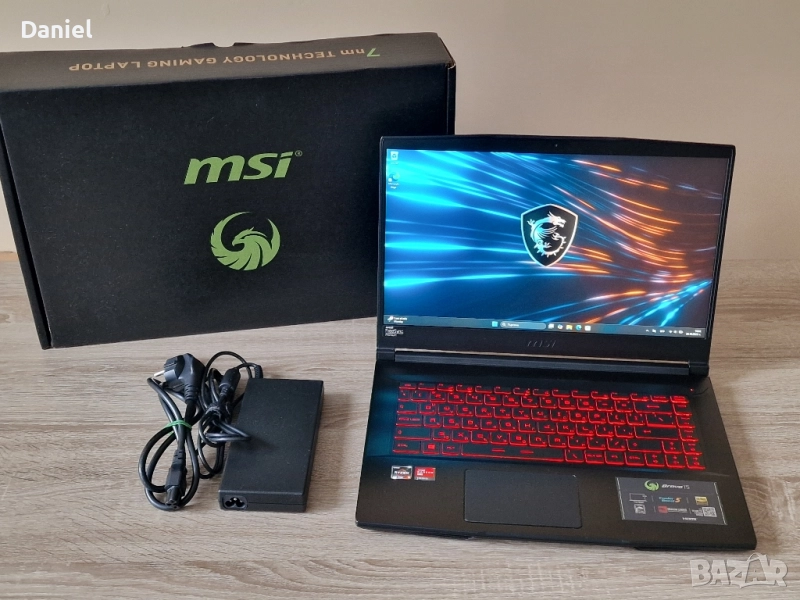 MSI Bravo 15 R5 4600H/RX 5500M/16GB RAM/512GB SSD, снимка 1