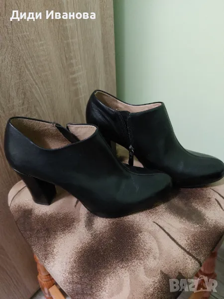 Дамски боти Clarks, снимка 1