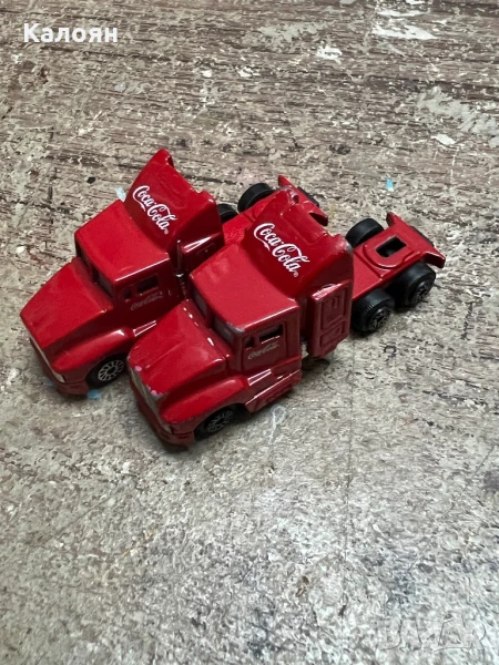 Камиончета кока кола - два броя - цената за двете , снимка 1