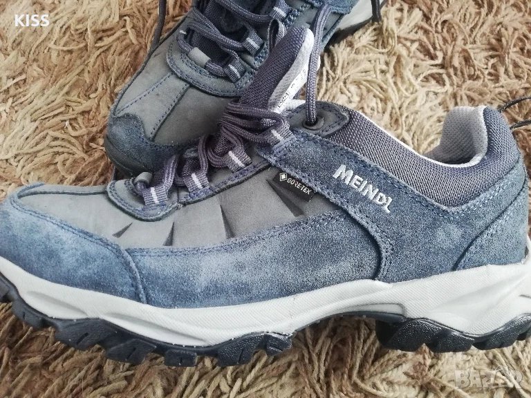 Туристически обувки Meindl номер 40, снимка 1