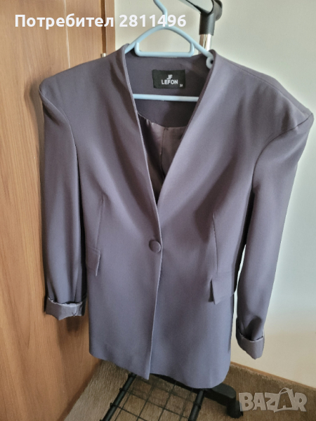 Дамско сиво сако с подплънки на раменете, снимка 1