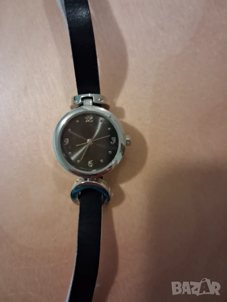 Дамски часовник, снимка 1