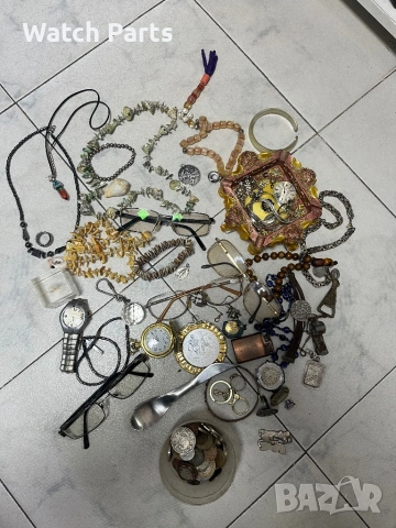 Лот от стари вещи