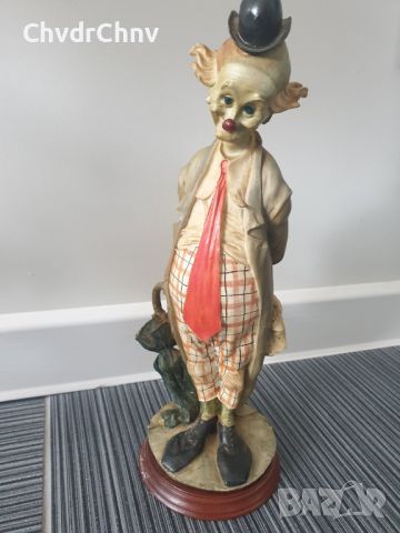 Армани Каподимонте фигура на клоун (статуетка Capodimonte Armani CLOWN), снимка 1 - Статуетки - 46479168