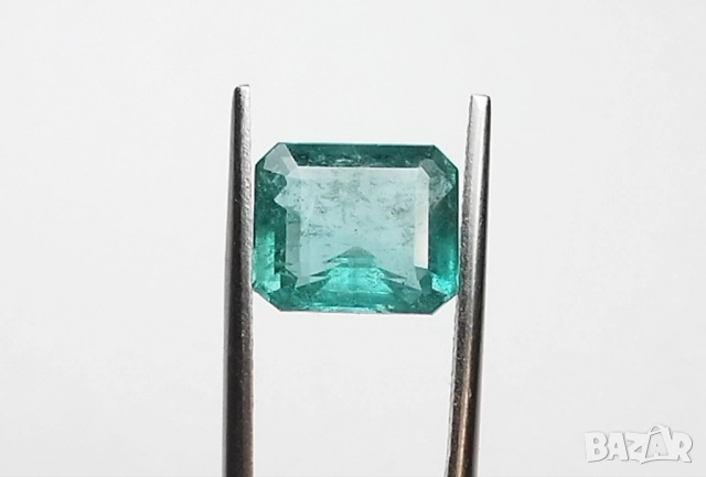 Балансиран изумруд в искрящо зелено 1.88кт. ! Сертифициран! Нов!, снимка 11 - Други - 52745585