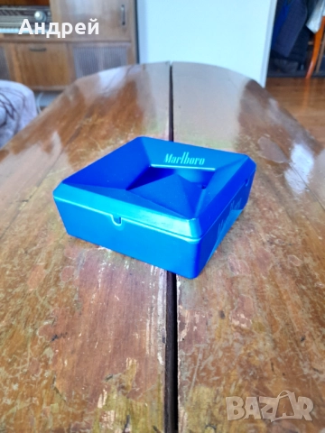 Стар пепелник Marlboro #17, снимка 2 - Други ценни предмети - 52001207