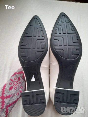 Бели обувки Marco Tozzi, немски, размер 37, кожени, с малък ток, елегантни, снимка 7 - Дамски ежедневни обувки - 52898342