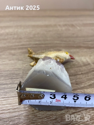 Фигурка на птица от яспис върху основа от аметист, снимка 7 - Антикварни и старинни предмети - 52707532