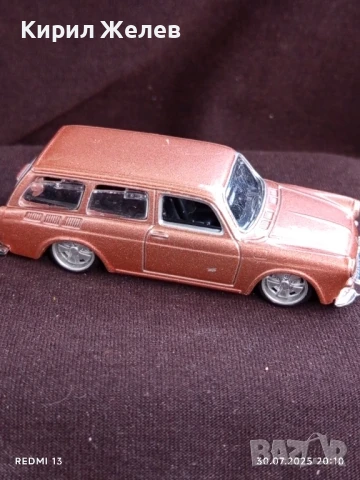 Ретро модел метална количка Volkswagen 1600 Squareback рядка за КОЛЕКЦИЯ 50213