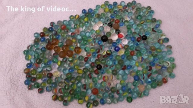 Стъклени топчета  билички   над 400 броя 