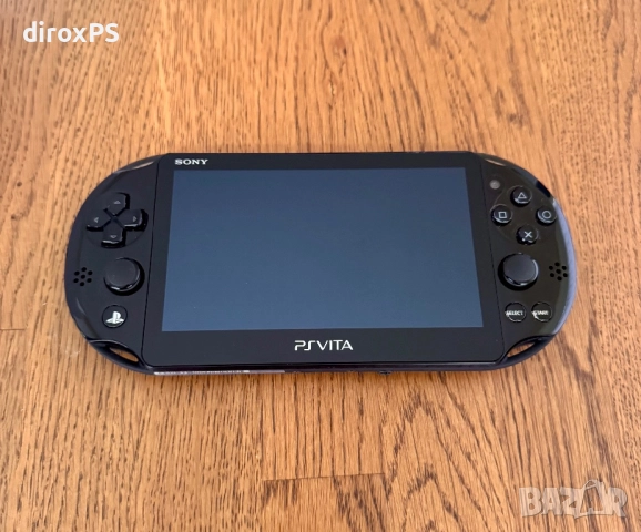 PS Vita Slim – Разопакована, практически нова, с кутия + 8GB Memory Card, снимка 4 - PlayStation конзоли - 52490407