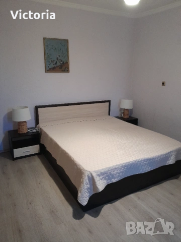 Продавам Спален комплект 