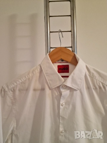 Страхотна мъжка риза HUGO BOSS размер 40 / М, снимка 2 - Ризи - 54014023