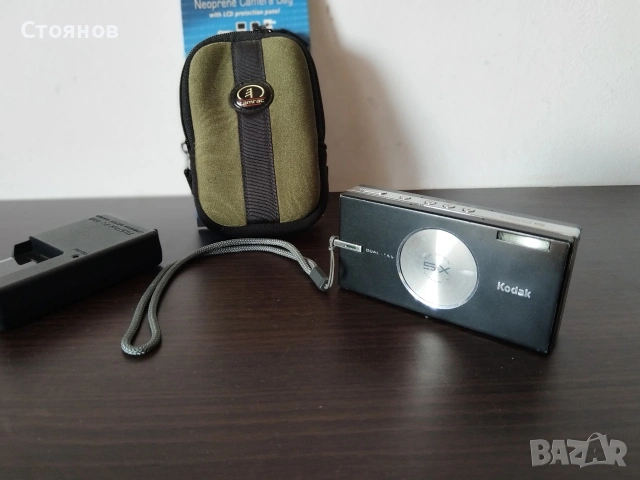 Камера Kodak EasyShare V570 Dual Lens 5MP 5x Optical Zoom
, снимка 2 - Фотоапарати - 27204674