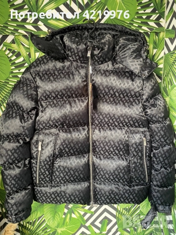 Продавам чисто ново яке