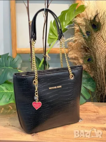 дамски чанти michael kors , снимка 2 - Чанти - 46984697